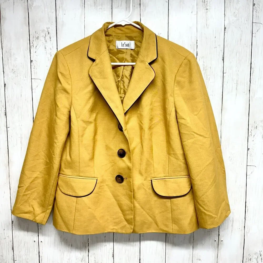 Le Suit Blazer Women's‎ Size 8 Business Casual Monte Carlo Big Buttons Gold Leaf
